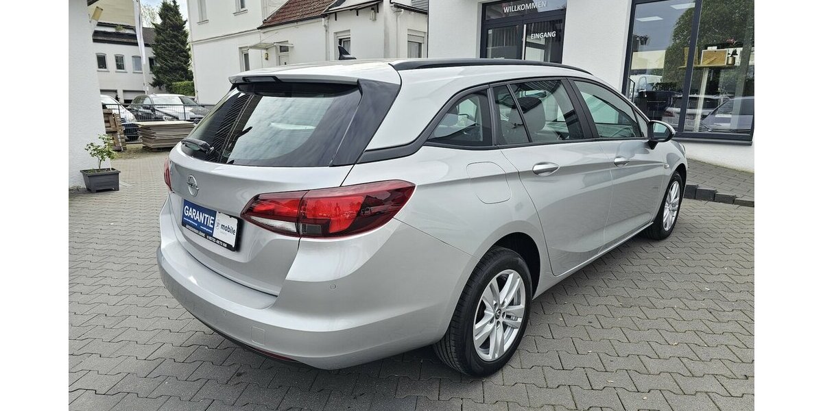 Opel Astra Sports Tourer NAVI AUS 2.HAND PDC 210.120 km 5.990 &euro; Löhne 32584
