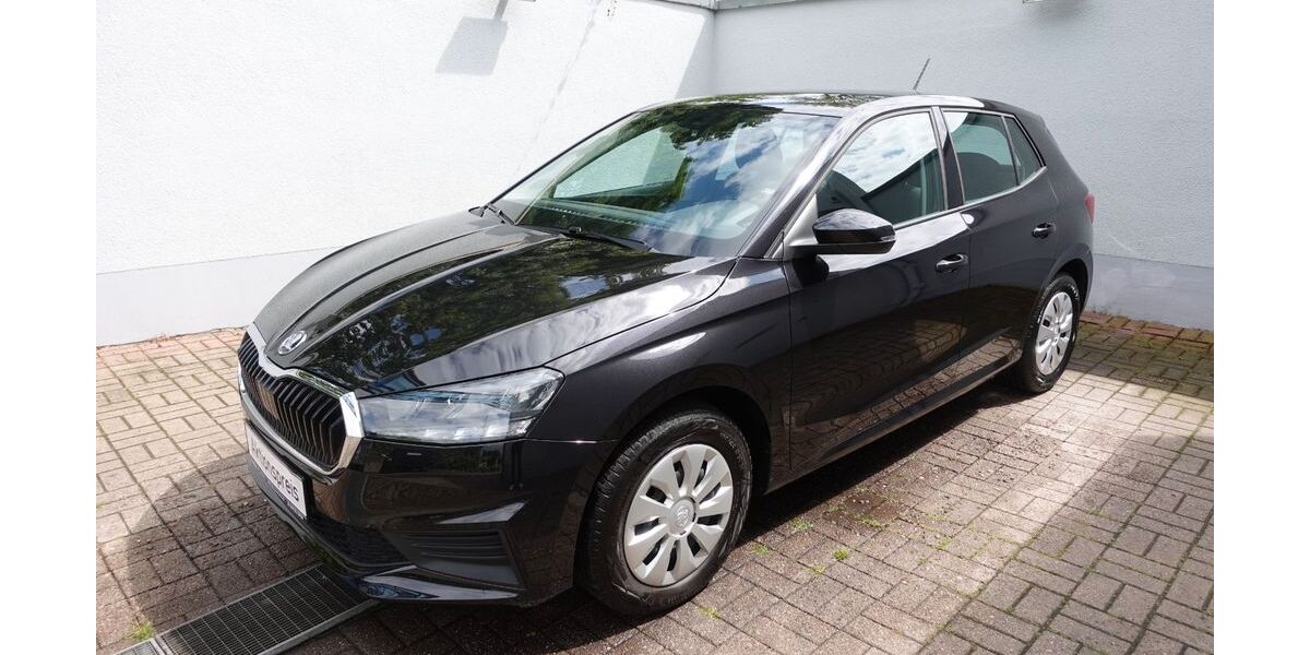 Skoda Fabia 47.267 km 13.990 &euro; Bad Oeynhausen 32545