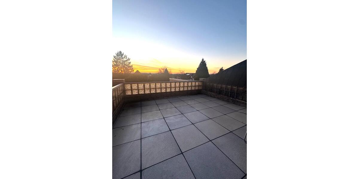 Dachgeschoßwohnung Herford Diebrock - 6 Zimmer, 165 m&sup2;, 890&euro; | Angebot:26007092