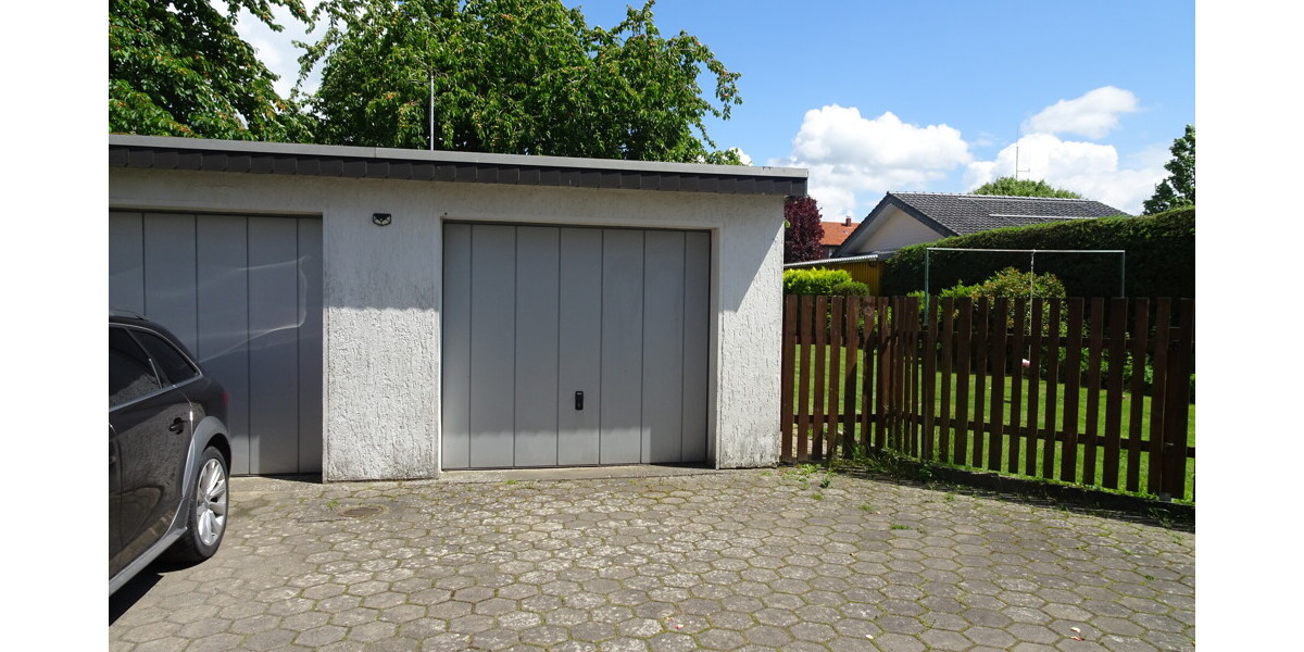 Kapitalanleger aufgepasst! Gepflegtes Dreifamilienhaus in attraktiver Wohnlage von Vlotho Uffeln - Zweifamilienhaus Vlotho Uffeln | Angebot:26857706