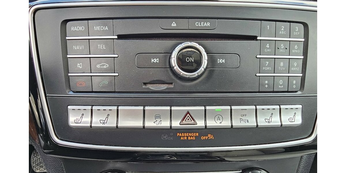 Mercedes-Benz GLE 350 d 4M AMG Line Night 360° LED AHK PANO. 136.546 km 37.990 &euro; Löhne 32584