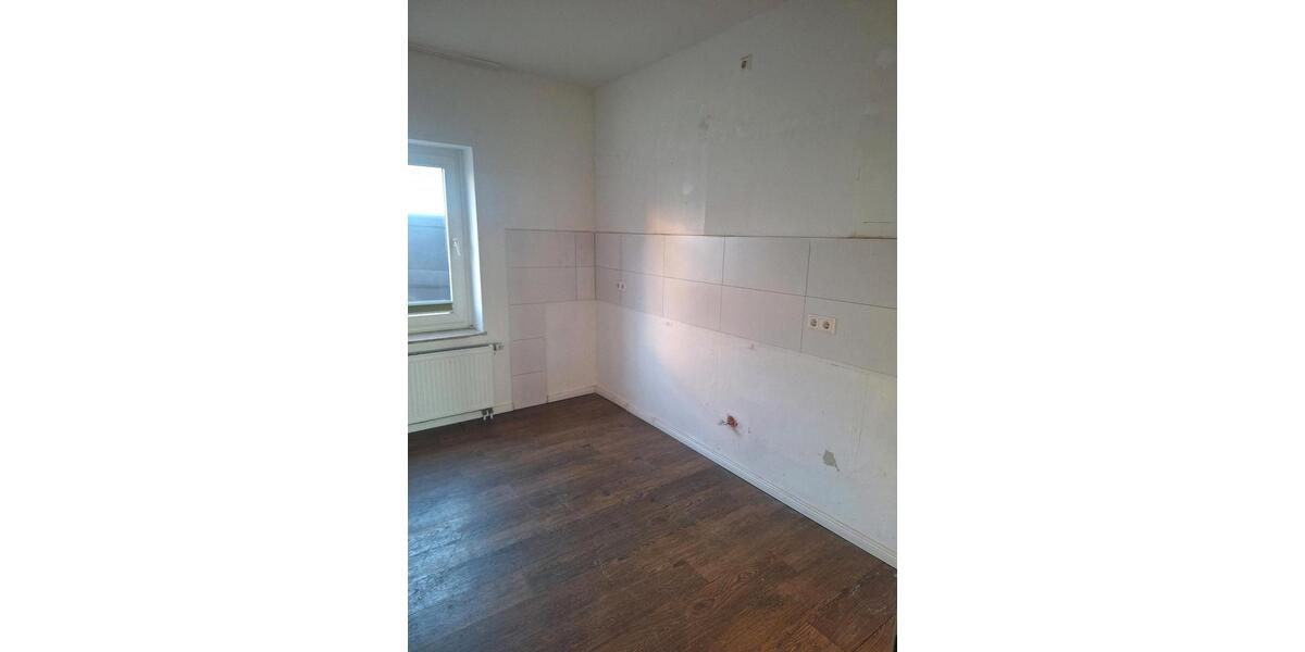 Erdgeschoßwohnung Hiddenhausen - 3 Zimmer, 83 m&sup2;, 750&euro; | Angebot:25947631