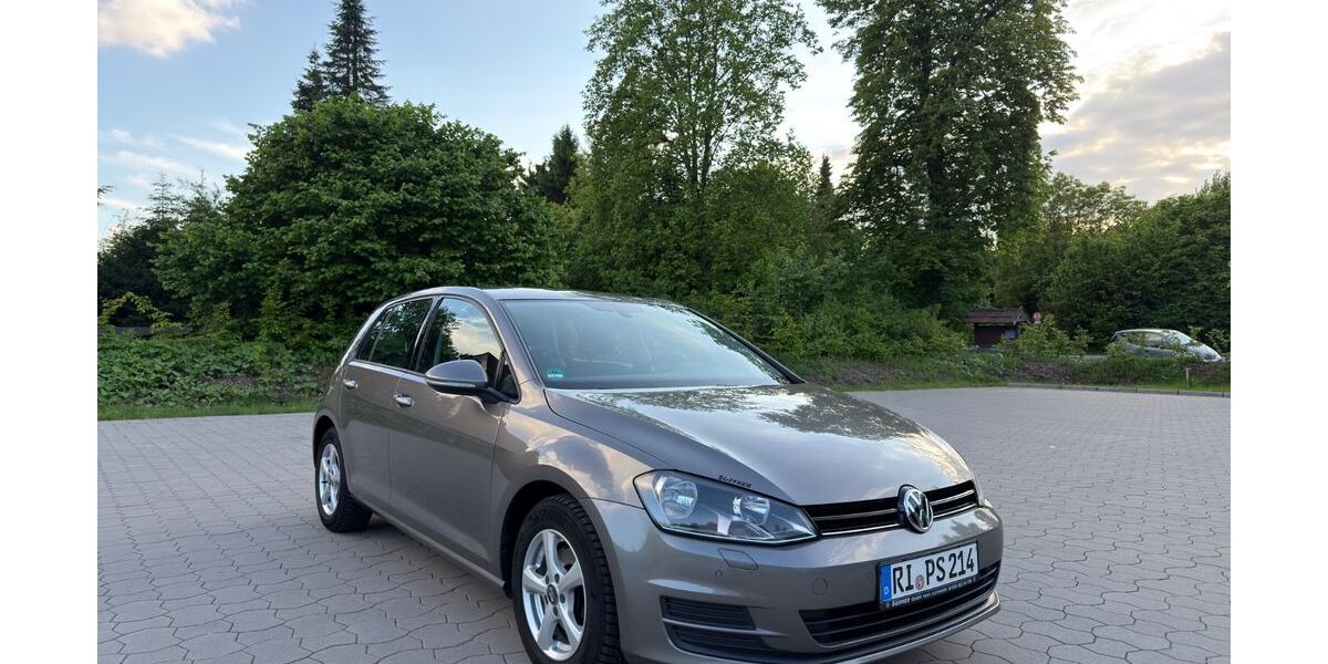 VW Golf 210.800 km 5.700 &euro; Auetal 31749