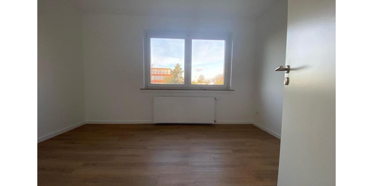 Erdgeschoßwohnung Niedernwöhren - 3 Zimmer, 98 m&sup2;, 1.165&euro; | Angebot:25168656