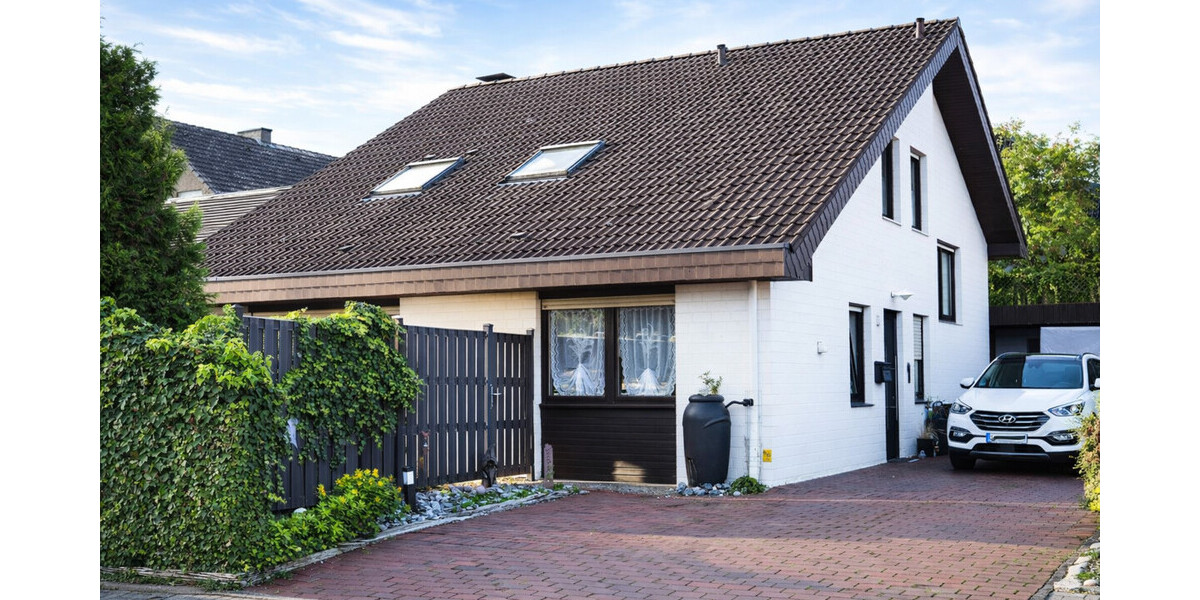 RESERVIERT! Geräumiges Einfamilienhaus bereit zum Einzug - Einfamilienhaus Hüllhorst | Angebot:25145349