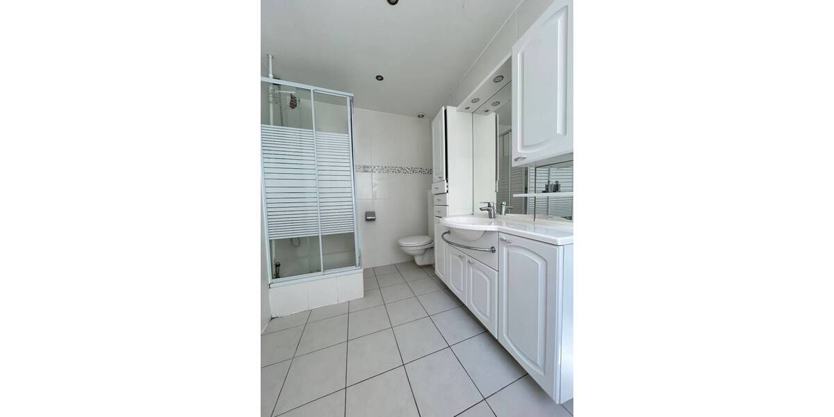 Etagenwohnung Stolzenau - 4 Zimmer, 118 m&sup2;, 109.000&euro; | Angebot:26306270