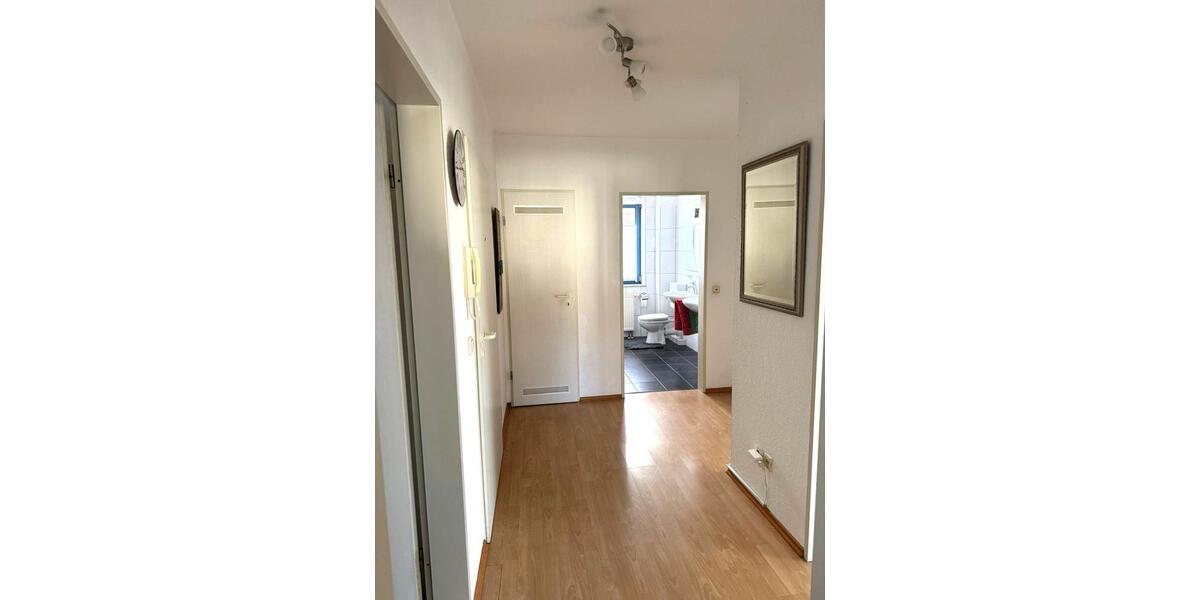 Erdgeschoßwohnung Hiddenhausen - 3 Zimmer, 69 m&sup2;, 330&euro; | Angebot:26045474