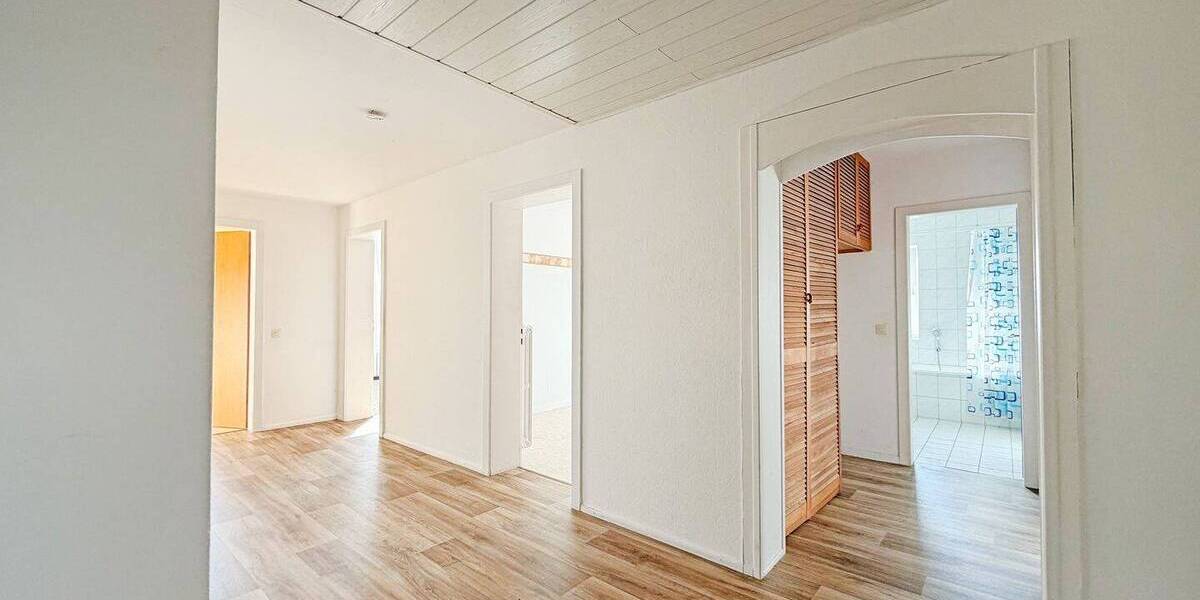 Mehrfamilienhaus, Wohnhaus Rinteln Deckbergen - 1 Zimmer, 300 m&sup2;, 275.000&euro; | Angebot:25929229
