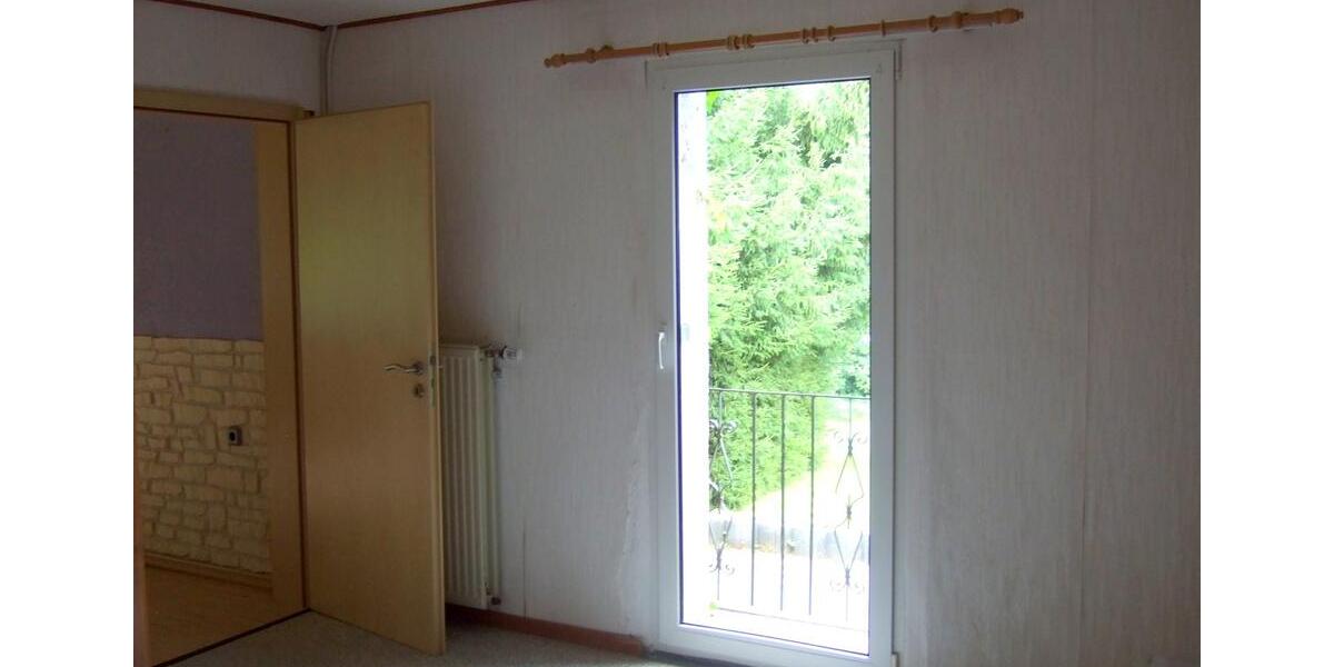 Einfamilienhaus Extertal - 9 Zimmer, 223 m&sup2;, 285.000&euro; | Angebot:22092680