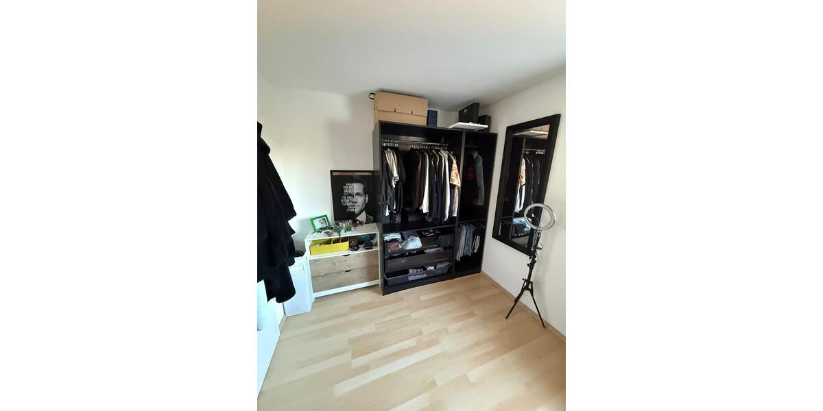 Dachgeschoßwohnung Enger - 2 Zimmer, 68 m&sup2;, 525&euro; | Angebot:26272596