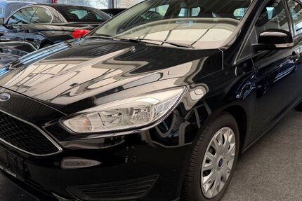 Ford Focus 102.500 km 6.990 &euro; Minden 32425