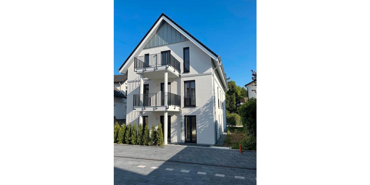 Erdgeschoßwohnung Bünde - 3 Zimmer, 99 m&sup2;, 1.450&euro; | Angebot:25756631