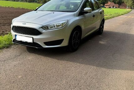 Ford Focus 153.000 km 7.500 &euro; Porta Westfalica 32457