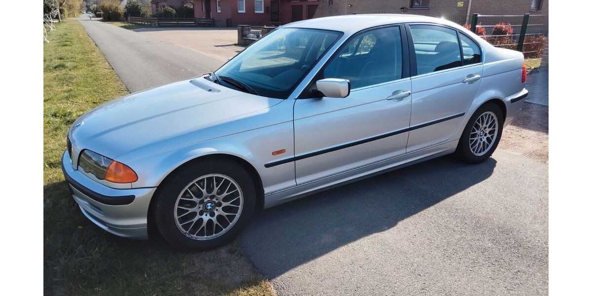 BMW 320 140.500 km 7.200 &euro; Petershagen 32469