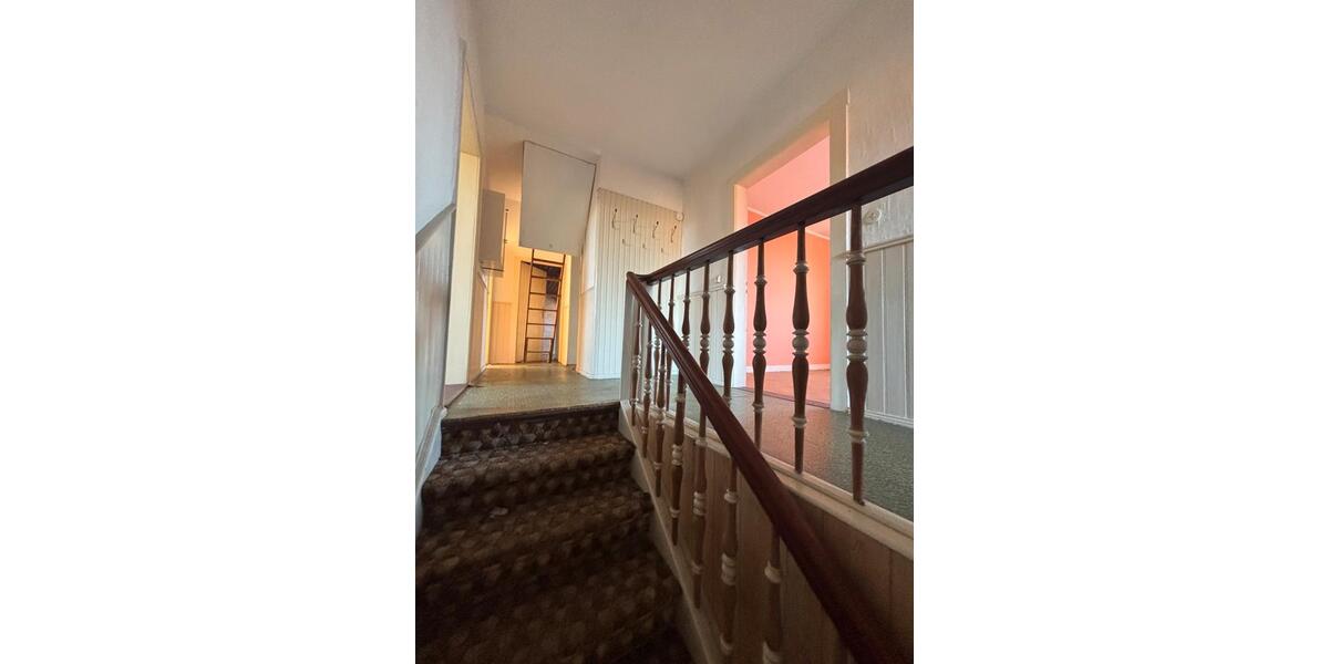 Mehrfamilienhaus, Wohnhaus Bückeburg - 16 Zimmer, 200 m&sup2;, 130.000&euro; | Angebot:25750049