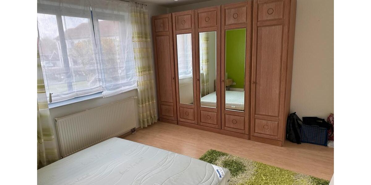 Erdgeschoßwohnung Hiddenhausen - 3 Zimmer, 69 m&sup2;, 330&euro; | Angebot:26045474