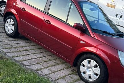 Renault Scenic 196.333 km 1.500 &euro; Porta Westfalica 32457