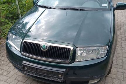 Skoda Fabia 111.800 km 900 &euro; Petershagen 32469