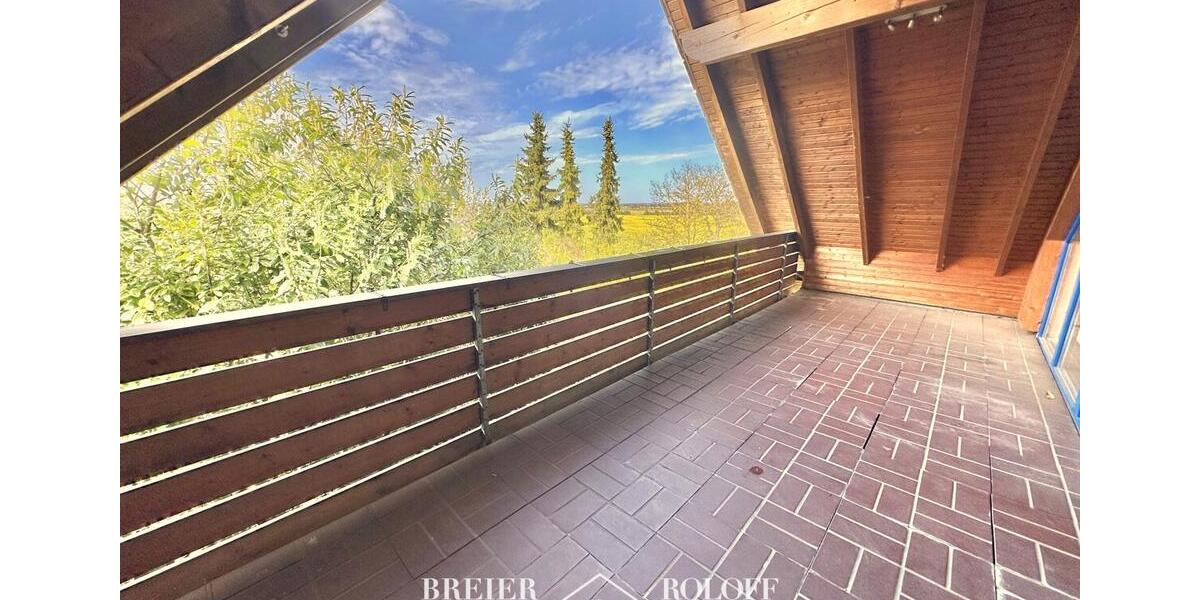 Dachgeschoßwohnung Bückeburg - 3.5 Zimmer, 140 m&sup2;, 1.190&euro; | Angebot:26235138