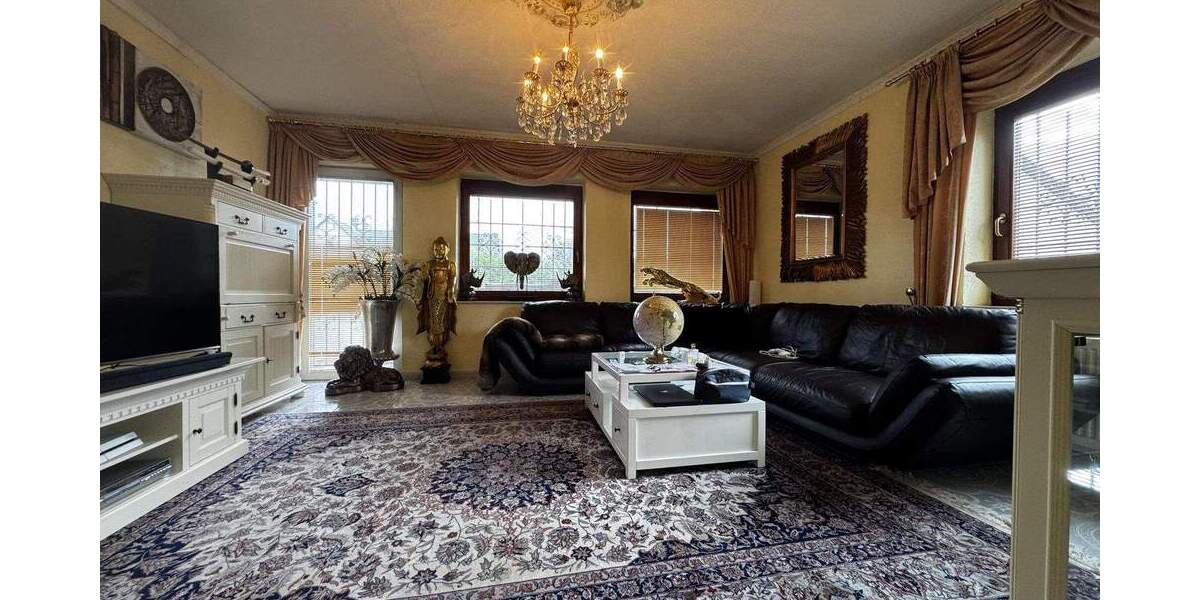 Einfamilienhaus Lübbecke - 9 Zimmer, 250 m&sup2;, 469.000&euro; | Angebot:25694938