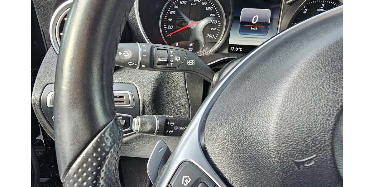 Mercedes-Benz GLC 250 d 4M AMG Line LED NAVI KAMERA TEILLEDER 109.490 km 29.990 &euro; Löhne 32584