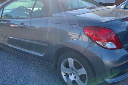 Peugeot 207 157.500 km 3.390 &euro; Minden 32427