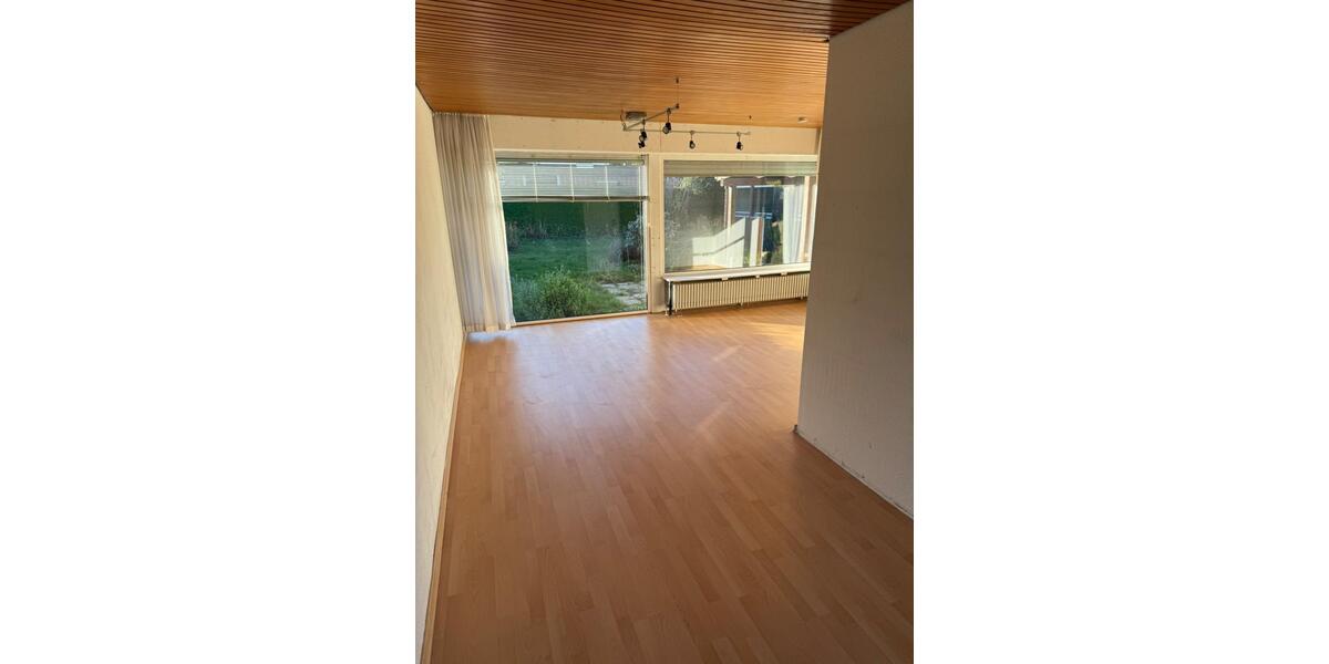 Bungalow Lübbecke - 5 Zimmer, 125 m&sup2;, 179.000&euro; | Angebot:26754721