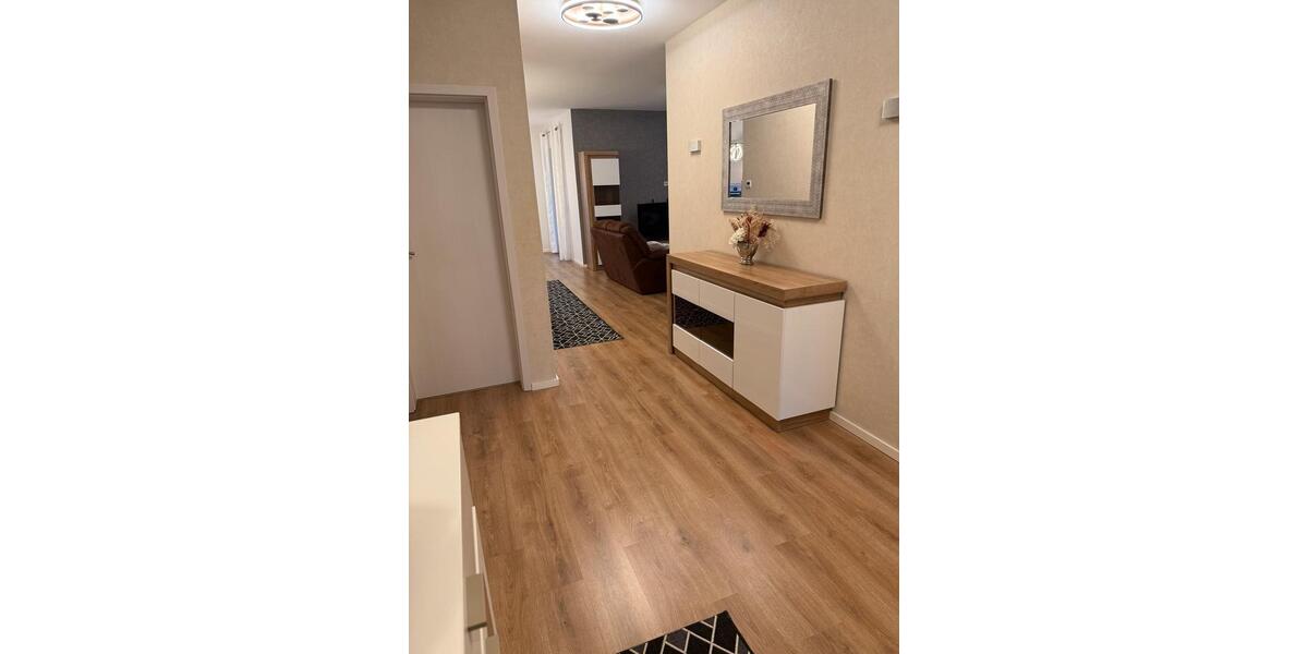 Maisonettenwohnung Porta Westfalica - 4 Zimmer, 120 m&sup2;, 1.620&euro; | Angebot:23799947