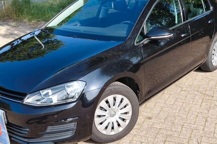 VW Golf 83.700 km 8.450 &euro; Hüllhorst 32609