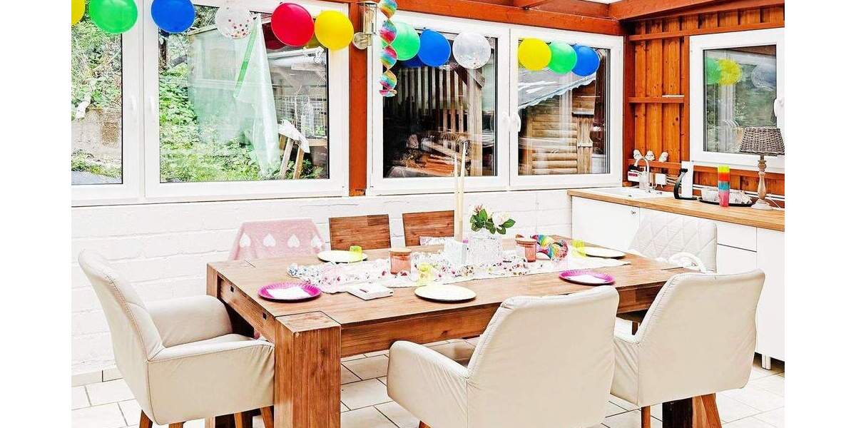 Einfamilienhaus Rinteln Todenmann - 5 Zimmer, 205 m&sup2;, 325.000&euro; | Angebot:25779554