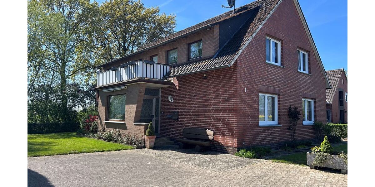 Interessantes Wohnhaus mit 2 Wohnungen, Nebengebäude und Grünland - Einfamilienhaus Stolzenau | Angebot:27142431