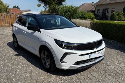 Opel Grandland (X) 32.534 km 22.999 &euro; Nienstädt 31688