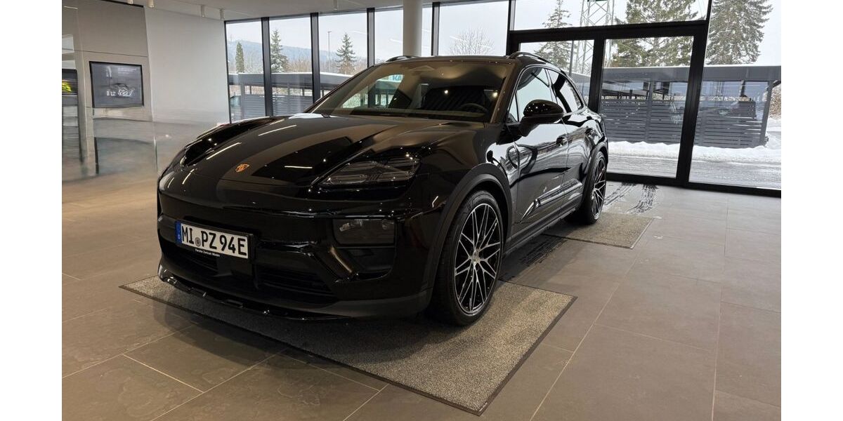 Porsche Macan 5.900 km 91.900 &euro; Minden 32429