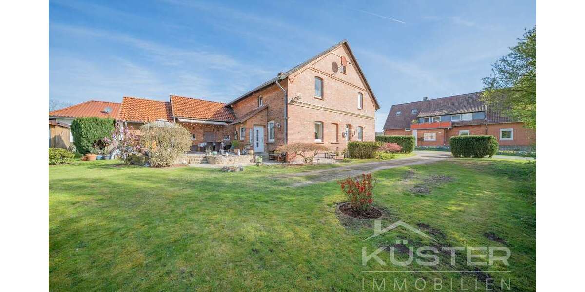 Einfamilienhaus Auetal - 8 Zimmer, 300 m&sup2;, 325.000&euro; | Angebot:26221840