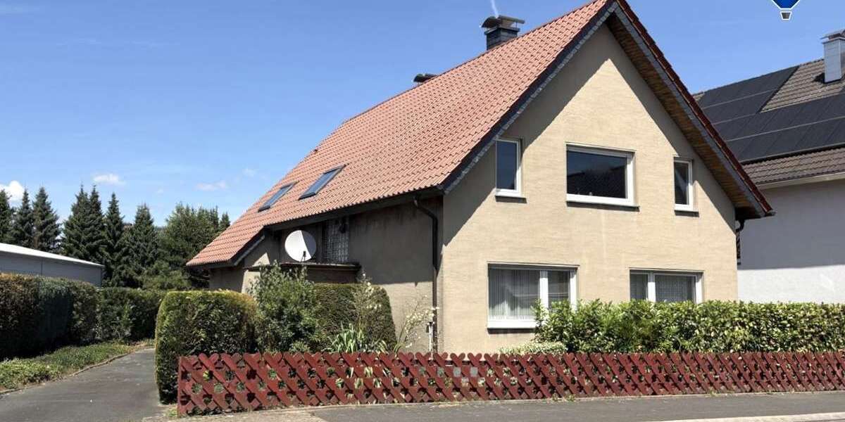 Einfamilienhaus Bad Salzuflen Biemsen-Ahmsen - 8 Zimmer, 122 m&sup2;, 249.000&euro; | Angebot:26147409