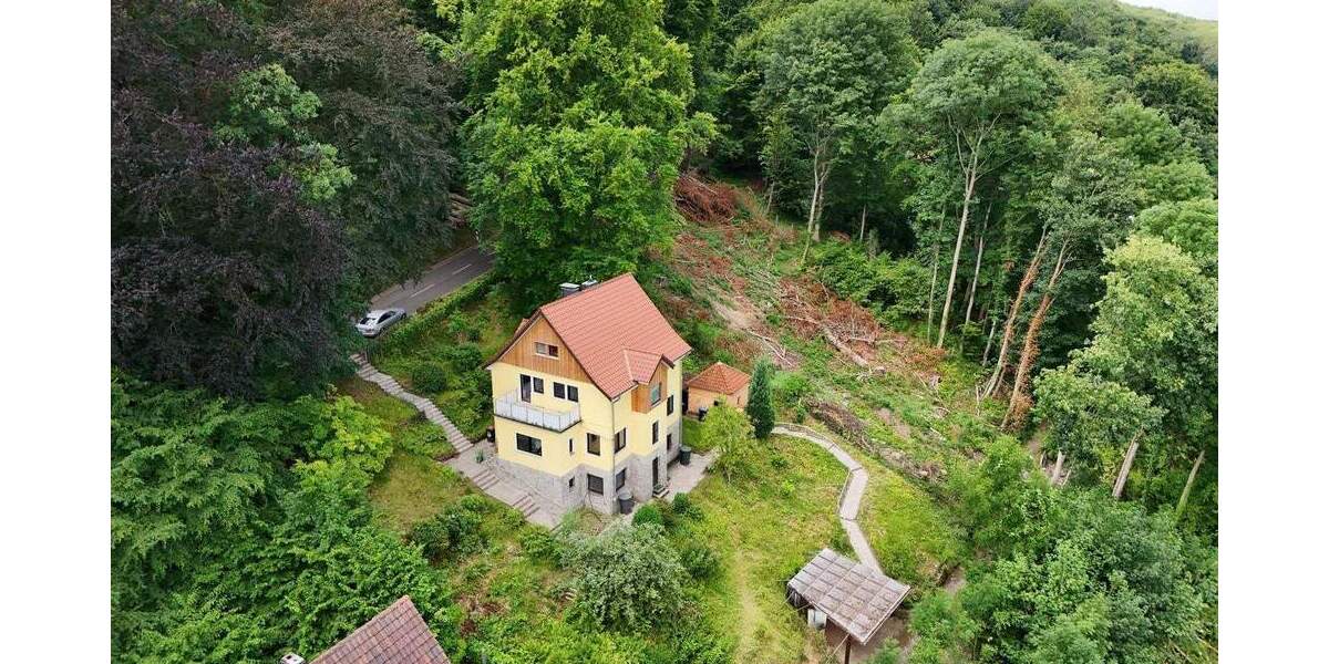 Einfamilienhaus Porta Westfalica Barkhausen - 7 Zimmer, 200 m&sup2;, 310.000&euro; | Angebot:25694902