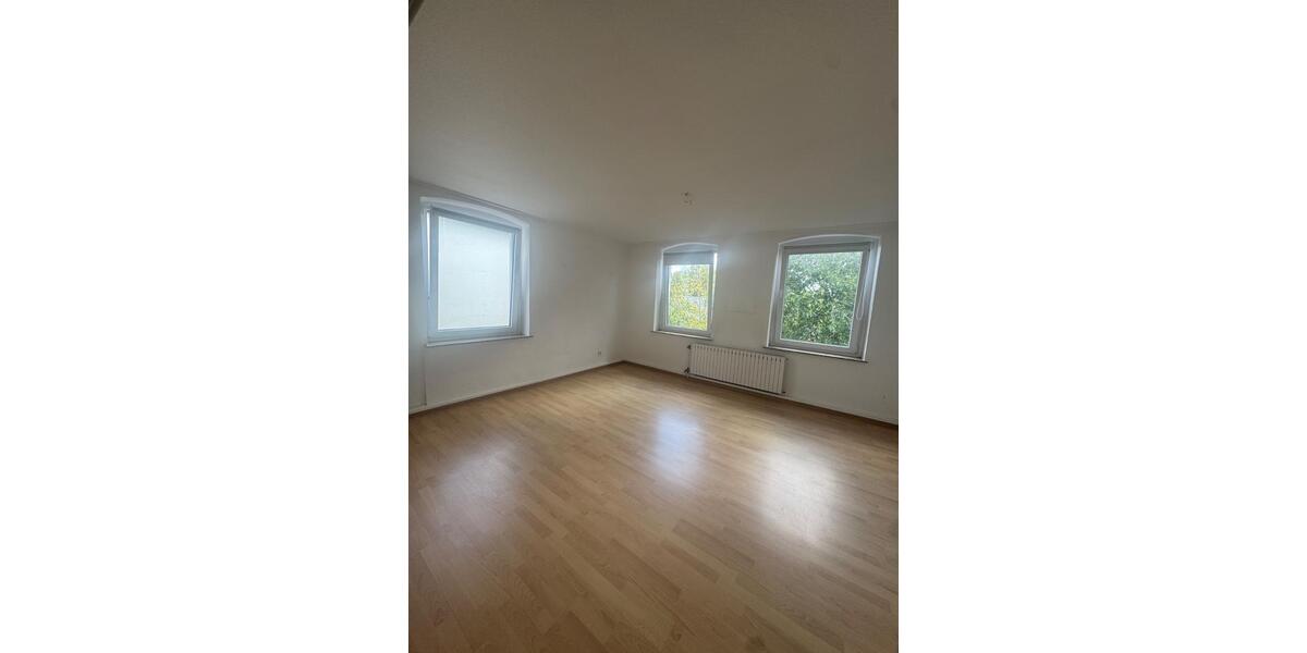Dachgeschoßwohnung Herford - 2.5 Zimmer, 60 m&sup2;, 500&euro; | Angebot:25256391