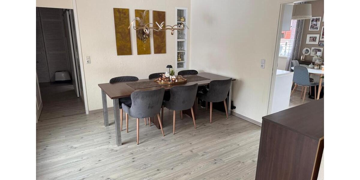 Bungalow Lübbecke - 3 Zimmer, 133 m&sup2;, 239.000&euro; | Angebot:25408062