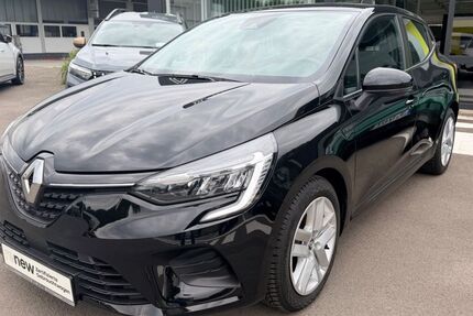 Renault Clio 63.200 km 11.200 &euro; Lemgo 32657