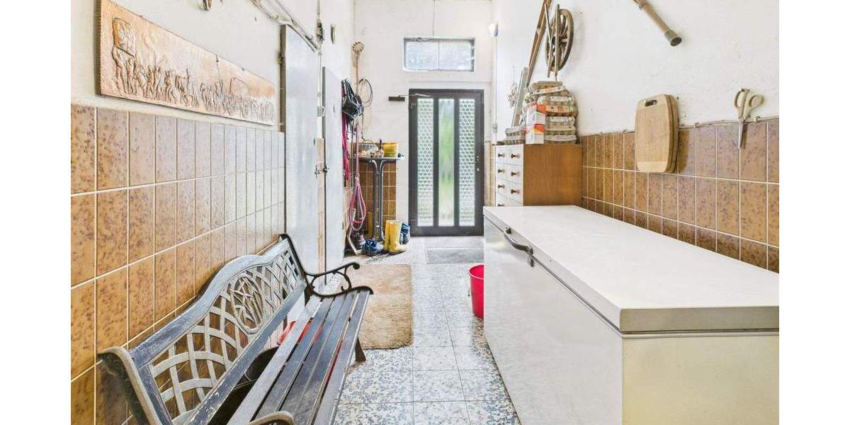 Einfamilienhaus Extertal Bösingfeld - 9 Zimmer, 200 m&sup2;, 179.000&euro; | Angebot:25686331