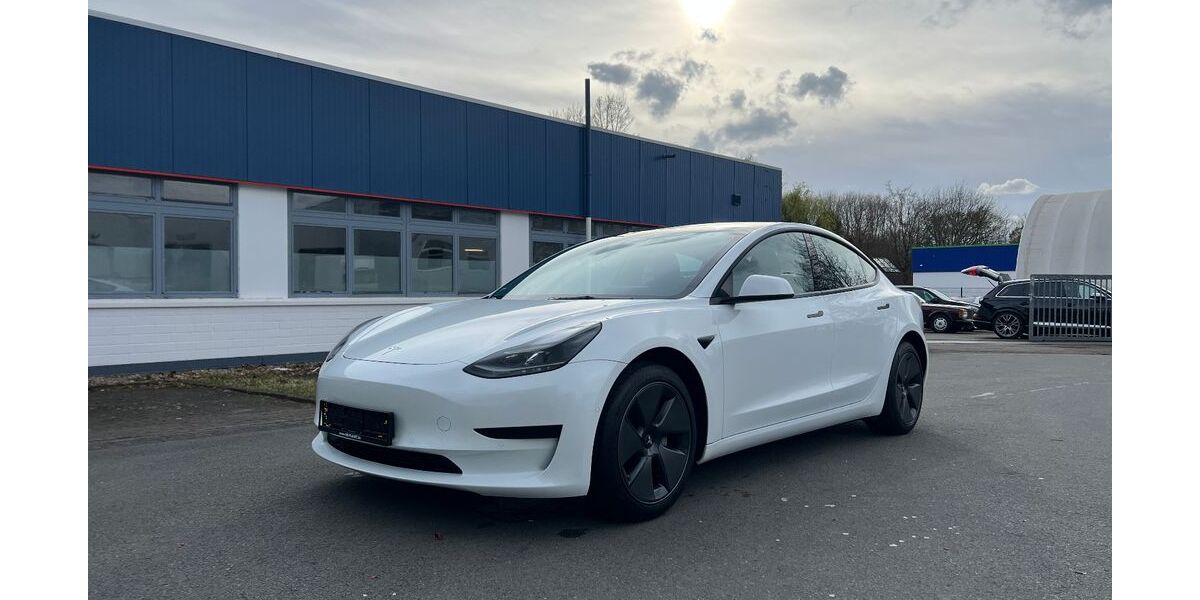Tesla Model 3 73.183 km 22.900 &euro; Enger 32130