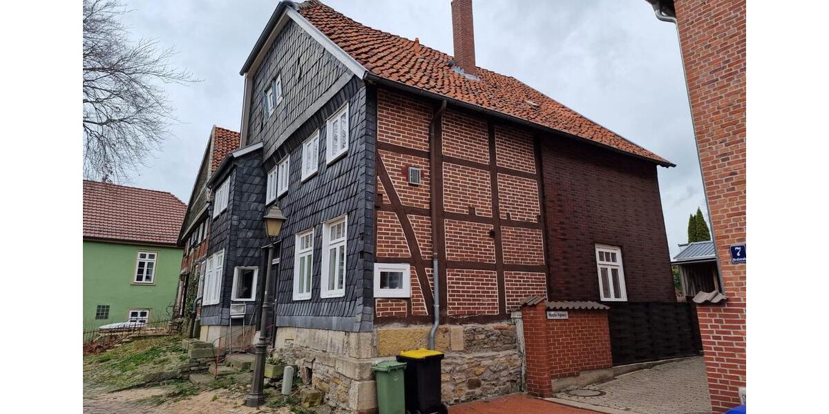 Einfamilienhaus Obernkirchen - 7 Zimmer, 144 m&sup2;, 270.000&euro; | Angebot:26626143
