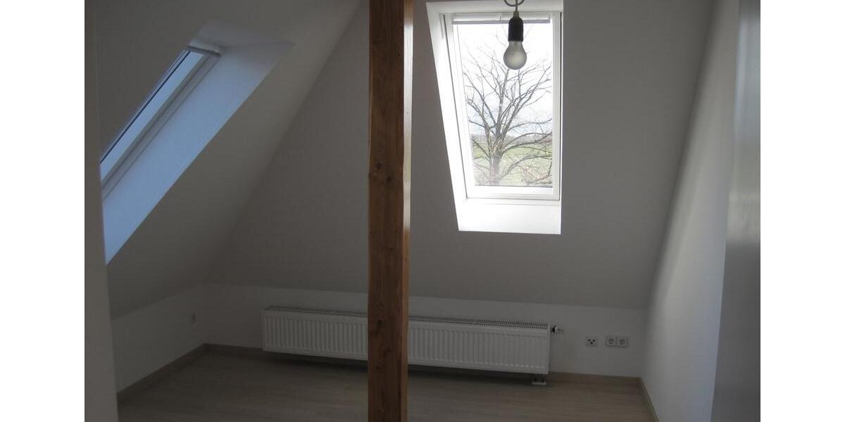 Dachgeschoßwohnung Stadthagen - 3 Zimmer, 44 m&sup2;, 400&euro; | Angebot:26236418