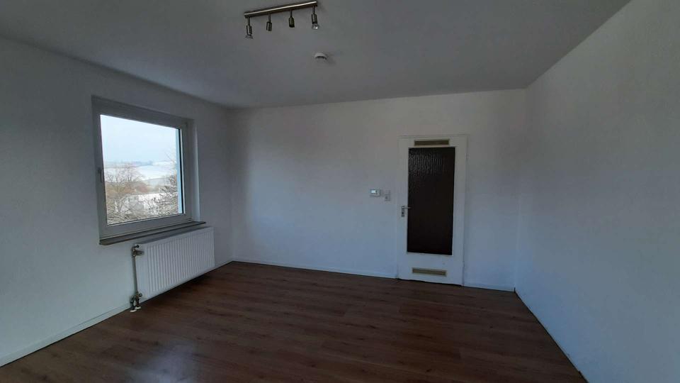 Etagenwohnung Herford Falkendiek - 3 Zimmer, 72 m&sup2;, 450&euro; | Angebot:25307015