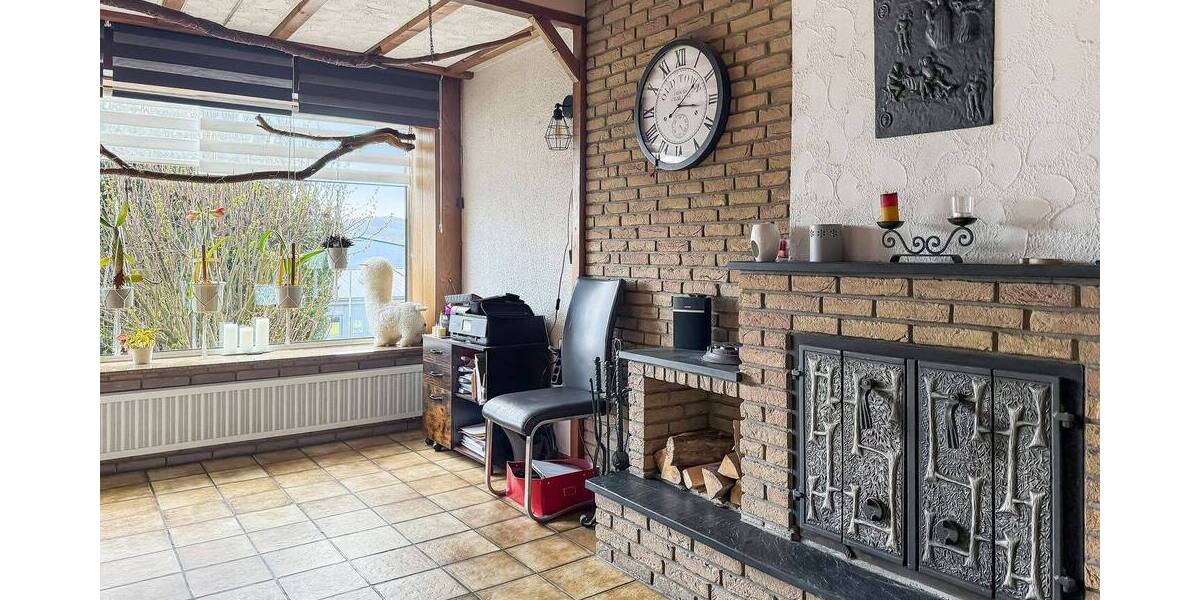 Mehrfamilienhaus, Wohnhaus Extertal Bösingfeld - 6 Zimmer, 130 m&sup2;, 195.000&euro; | Angebot:26230716