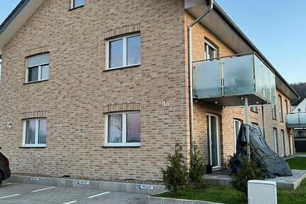 Wohnung Porta Westfalica - 3 Zimmer, 90 m&sup2;, 1.090&euro; | Angebot:26276789