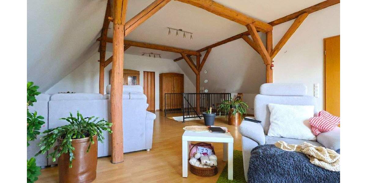 Einfamilienhaus Lübbecke Stockhausen - 8 Zimmer, 250 m&sup2;, 265.000&euro; | Angebot:25693510