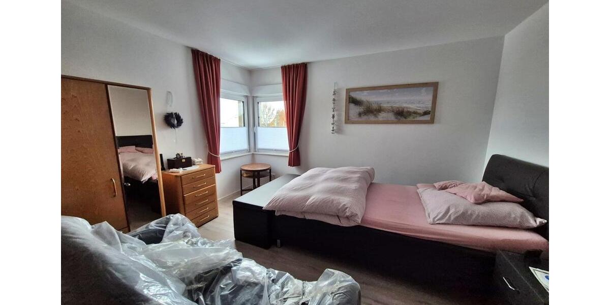 Etagenwohnung Porta Westfalica - 3 Zimmer, 74 m&sup2;, 1.000&euro; | Angebot:25144456