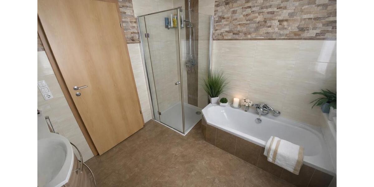 Bungalow Porta Westfalica - 5 Zimmer, 142 m&sup2;, 1.900&euro; | Angebot:26051075