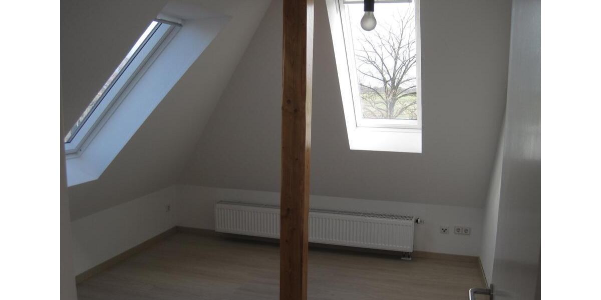 Dachgeschoßwohnung Stadthagen - 3 Zimmer, 44 m&sup2;, 400&euro; | Angebot:26236418